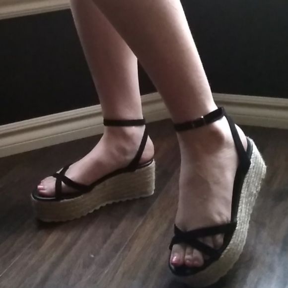 AMS Platform Sandals - Picture 5 of 5